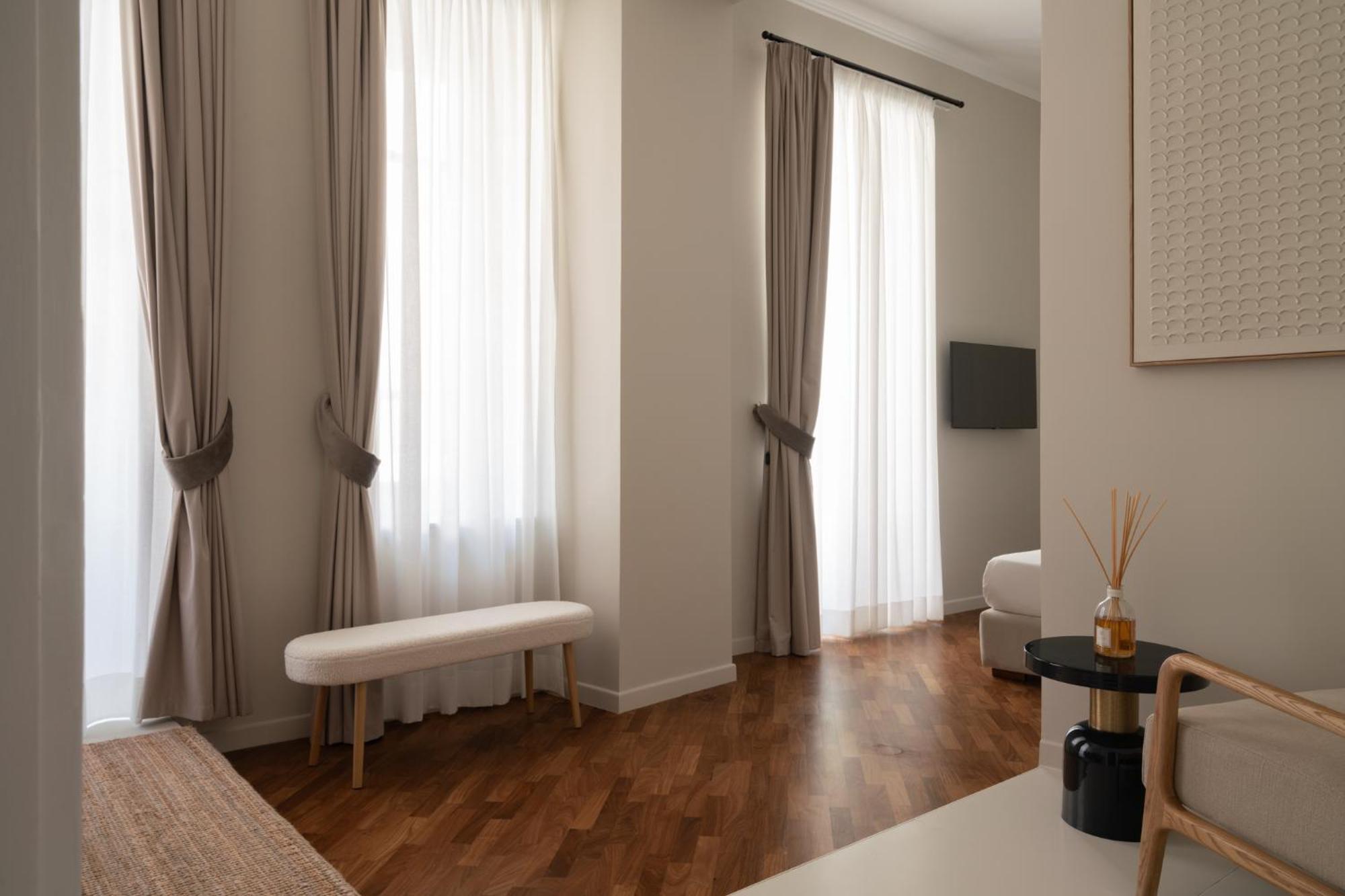 Caracciolo 13 Rooftop & Suites Napoli Eksteriør bilde